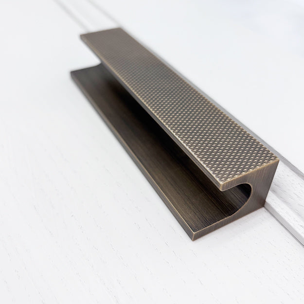 Brookland Handle | Knurled