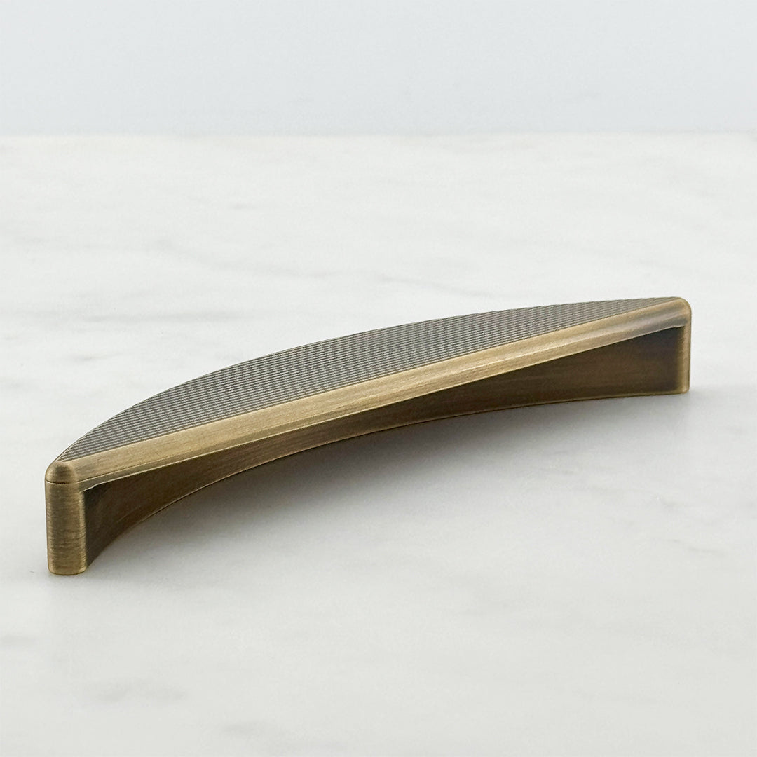 Callington Closed Cup Handle