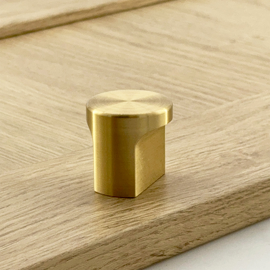 Addington Double Finger Pull Knob