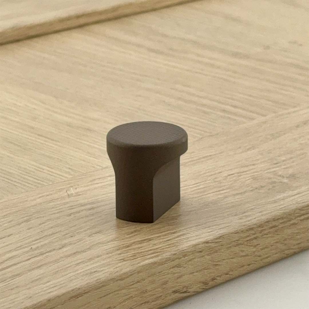Bonnington Double Finger Pull Knob