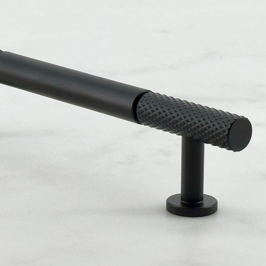 Cranbrook Pull Bar