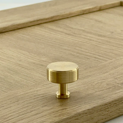 Eastcott Pull Knob