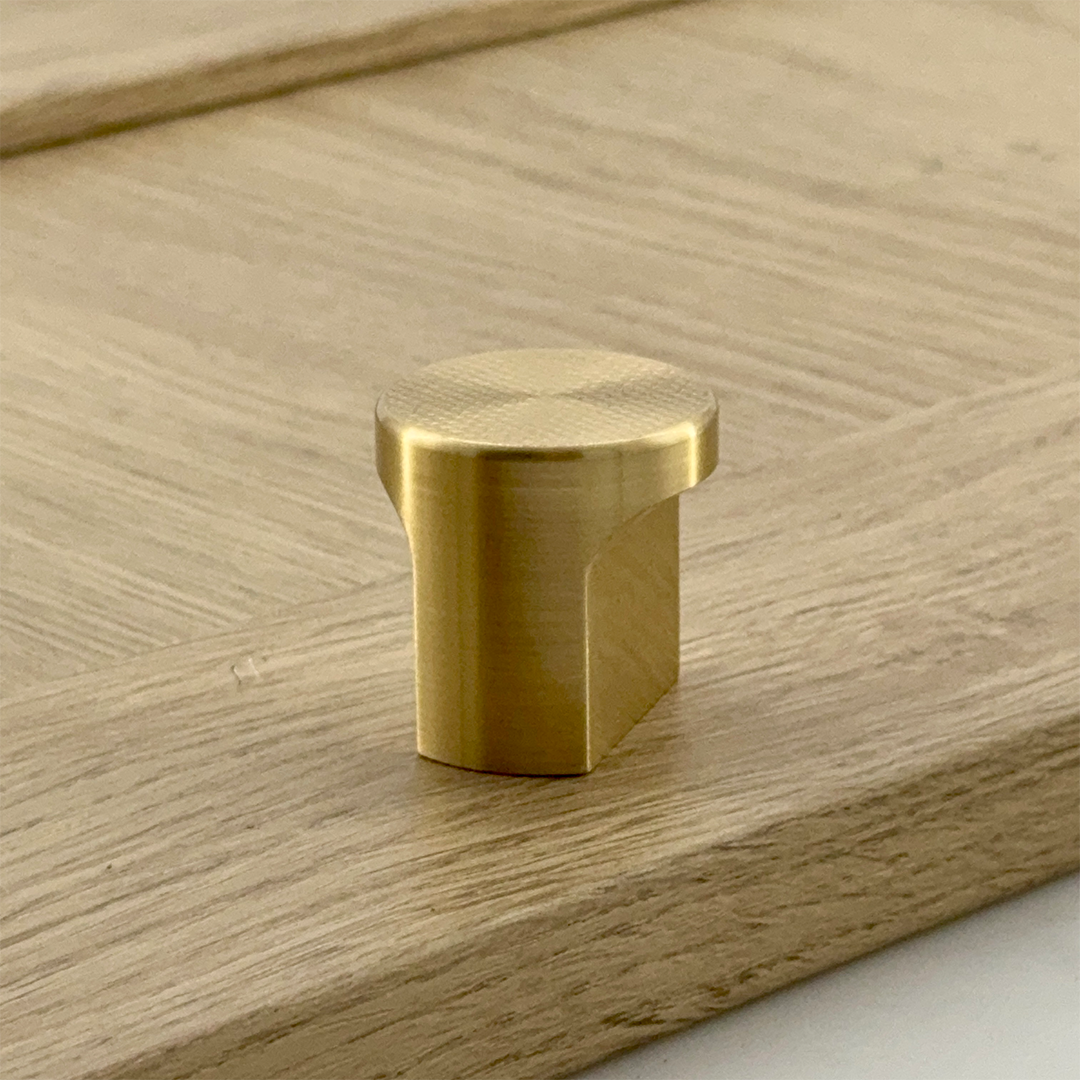 Bonnington Double Finger Pull Knob