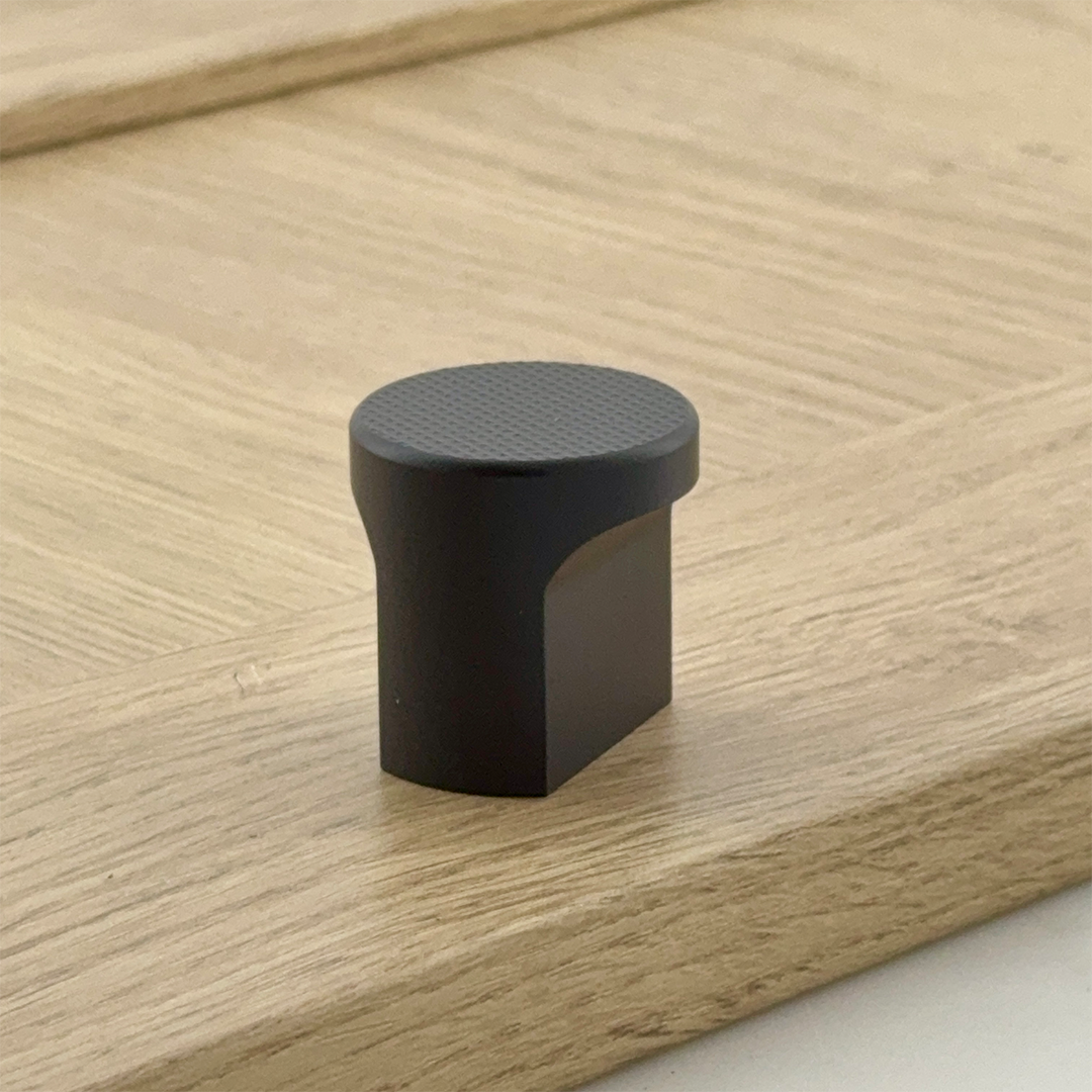 Bonnington Double Finger Pull Knob